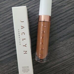 Jaclyn Cosmetics Concealer